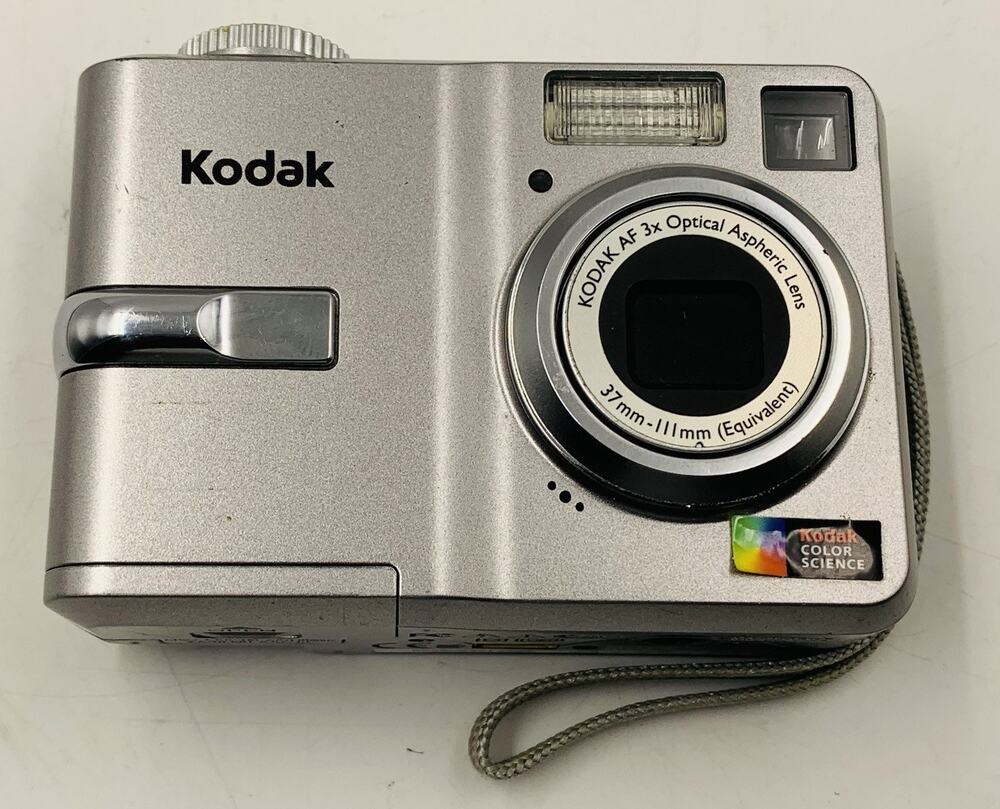 Kodak EasyShare C743 Silver 7.1MP Digital Camera Parts Or Repair Only
